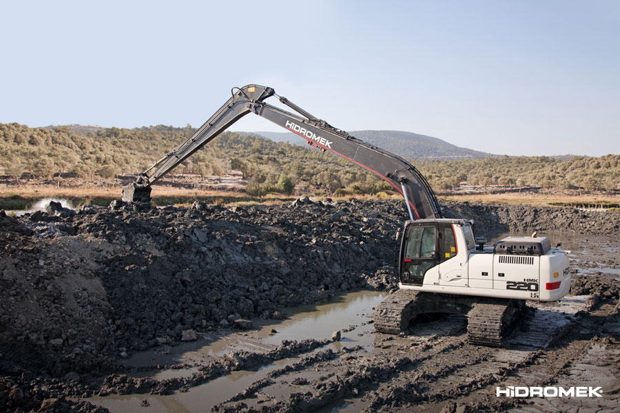 Hidromek-HMK-Ozel-Uygulama-Ekskavatorleri-bcmakina-sakarya-220-LC-LR