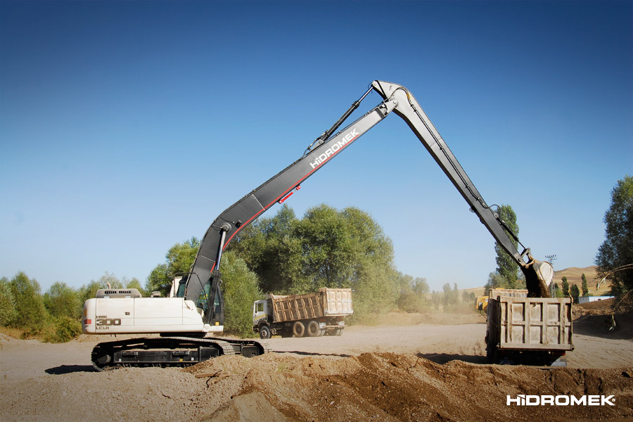 Hidromek-HMK-Ozel-Uygulama-Ekskavatorleri-bcmakina-sakarya-300-LC-LR