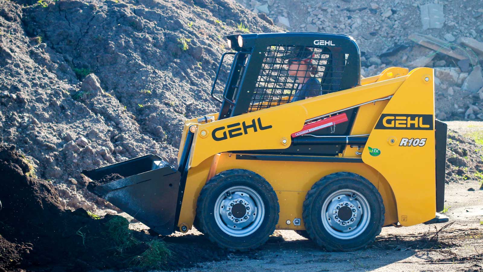 gehl-r105-mini-yukleyici-bcmakina-sakarya